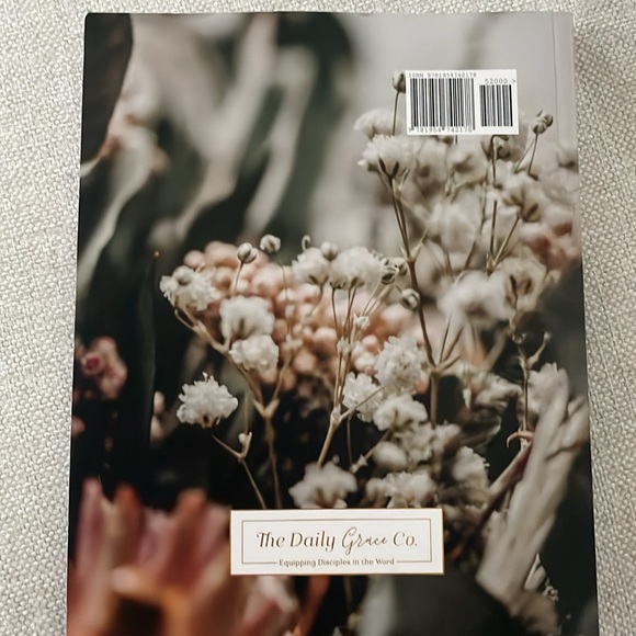 The Daily Grace Co. The Journey to Freedom the study of Moses - Picture 2 of 3